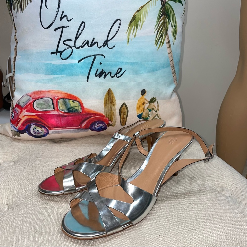 Hoss Intropia NWOB! Silver Strappy Pumps Size 40 - Picture 1 of 10